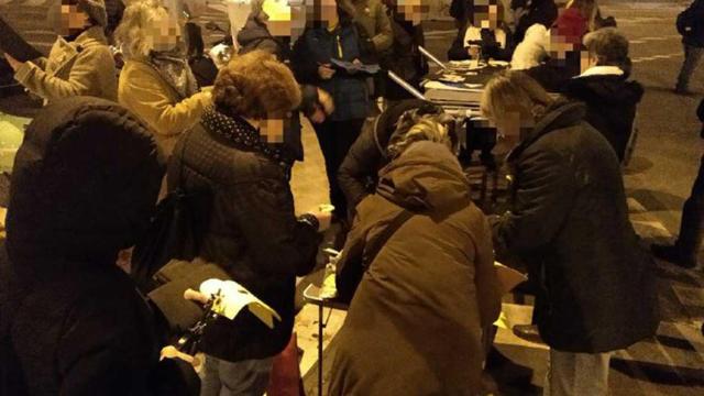 Taller de máscaras en el 90º corte de la Meridiana / TWITTER