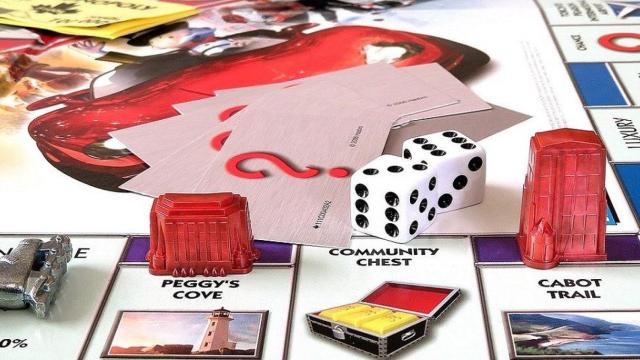 Monopoly, uno de los juegos a los que se puede jugar en remoto / ErikaWittlieb EN PIXABAY