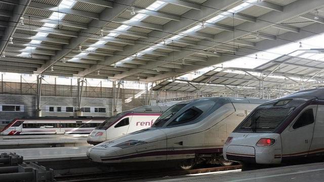 Trenes AVE, como los que se cogen en la estación de Sants / Vlada11 EN PIXABAY