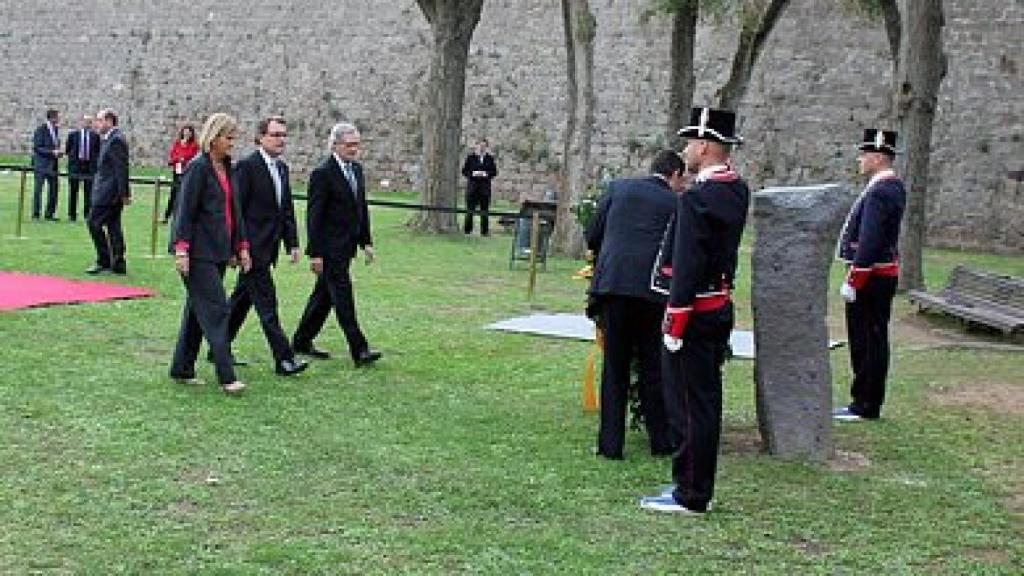De Gispert, Mas y Trias rinden homenaje a Companys en Montjuïc, lugar donde este fue fusilado en 1940