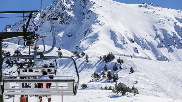 Un telesilla en la estación de esquí de Baqueira Beret / BAQUEIRA