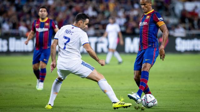 Rivaldo, uno de las leyendas del Barça, contra el Real Madrid, en Tel Aviv / FCB