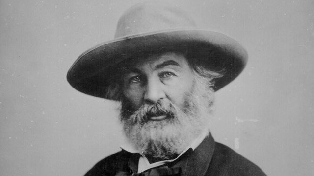 El poeta norteamericano Walt Whitman (1819-1892)