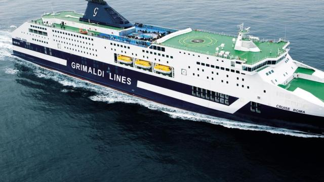 Un barco de la compañía Grimaldi