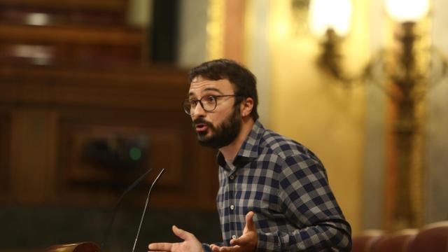 El diputado de la CUP Albert Botran interviene en el Congreso / EP