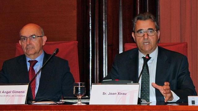 El director de la Oficina Antifraude de Cataluña, Miguel Ángel Gimeno, y su segundo, Joan Xirau, en el Parlament / CG