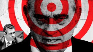 El ministro de Interior, Jorge Fernández, en el centro de la diana del escándalo sobre la grabación de las conversaciones mantenidas con el director de la OAC.