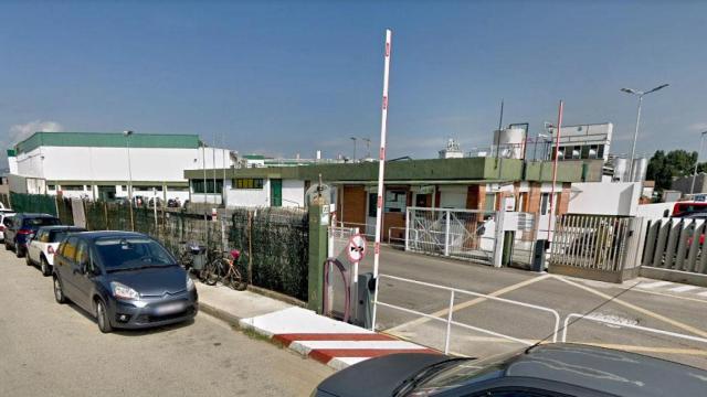 El matadero Le Porc Gourmet donde trabajaba el ciclista fallecido a consecuencia del temporal / CG