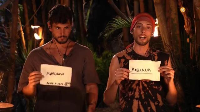 Alejandro Nieto e Ignacio de Borbón muestran sus nominados en 'Supervivientes' / MEDIASET