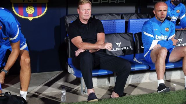 Ronald Koeman, que afronta el debut en la Liga lleno de bajas, durante el trofeo Joan Gamper / FCB