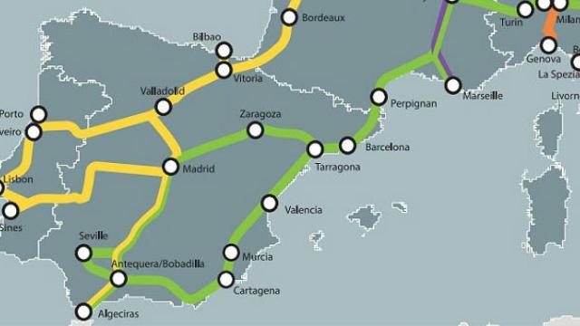 El corredor ferroviario atlántico (amarillo) y mediterráneo (verde) de la Red Transeuropea de Transporte a su paso por España