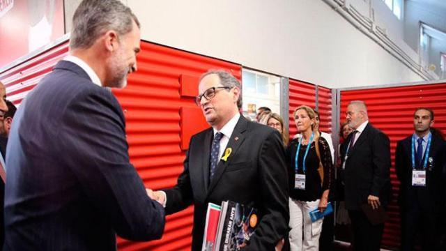 El rey Felipe VI con el presidente de la Generalitat, Quim Torra / EFE