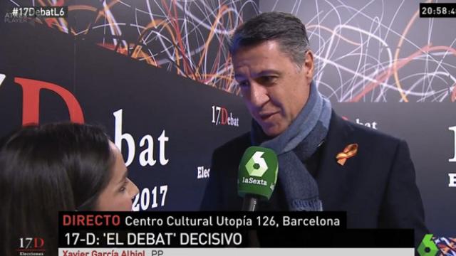 Xavier Garcia Albiol (PP), con el lazo que luce con las dos banderas / CG