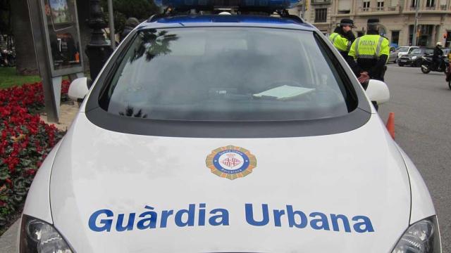 La Guardia Urbana de Barcelona, que este martes ha detenido a un individuo por abusar sexualmente de una mujer en una discoteca de Ciutat Vella / EUROPA PRESS