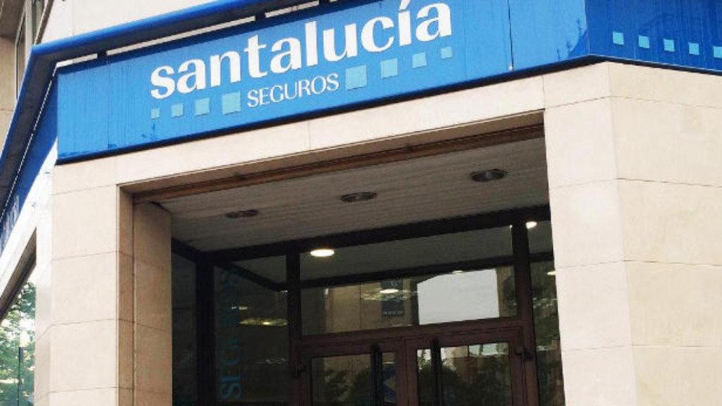 Santa Lucía y su gestora financiera toman el 5,21% de la socimi Lar para cobrar 4 millones de dividendo