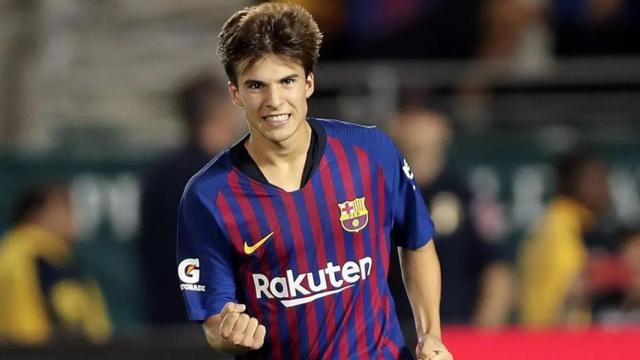 Riqui Puig en un partido del Barcelona