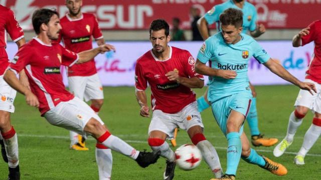 Una foto de archivo de Denis Suárez frente al Murcia / EFE