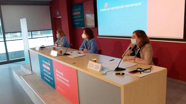 Paola Galbany (c), presidenta del Colegio Oficial de Enfermería de Barcelona (COIB) / CG