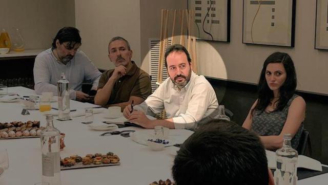 El investigador del CSIC José Fernández Albertos, en el encuentro con Agenda Pública, sobre la nueva moda política en el mundo