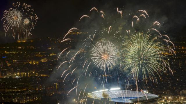 Fuegos artificiales de unas fiestas / JORDI BOUXAREU - ZUMA Wire - EUROPA PRESS