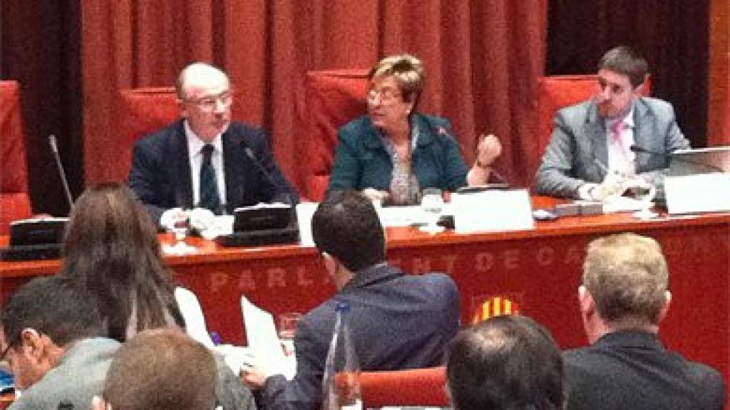 Rodrigo Rato, al inicio de su comparecencia en la comisión del Parlamento autonómico