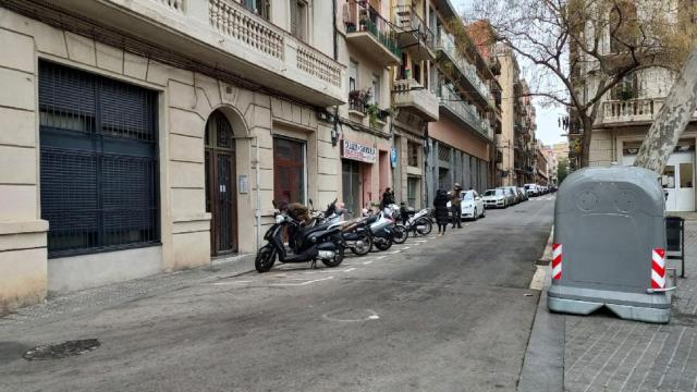 Lugar donde una mujer encontró al bebé abandonado en Barcelona y que será dado de alta hoy / EUROPA PRESS