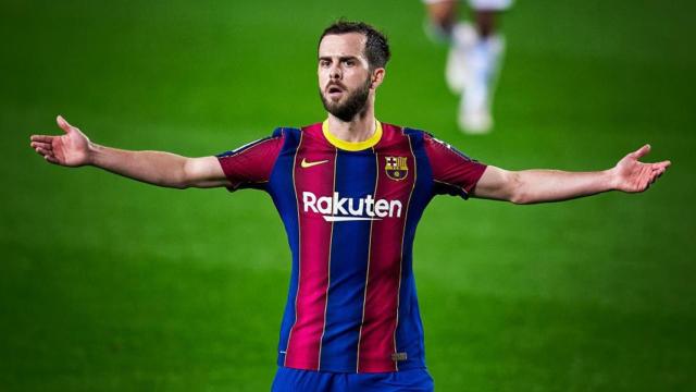 Pjanic, en un partido con el Barça, la pasada temporada / EFE
