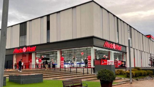 El MediaMarkt de Via Sabadell, donde se ha producido la tentativa de robo / CG