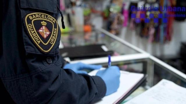 La Guardia Urbana denuncia una fiesta ilegal en Barcelona