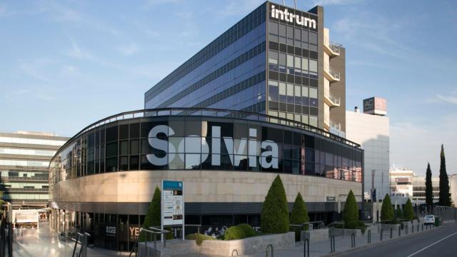 Sedes de Intrum y Solvia / EP