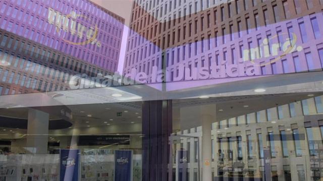 Entrada de un establecimiento de la cadena de electrodomésticos Miró y la Ciudad de la Justícia de Barcelona / FOTOMONTAJE DE CG