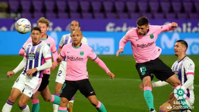 Cabezazo de Lenglet para adelantar al Barça contra el Valladolid | La Liga