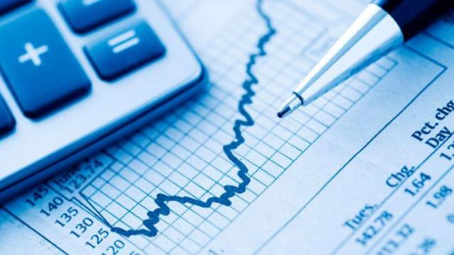 Los españoles invierten en fondos de inversión al mismo nivel que los rumanos / HMC