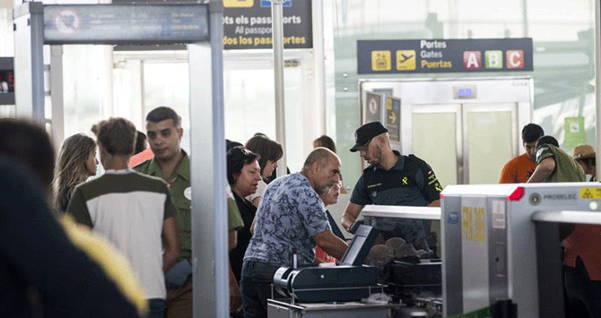 Sindicatos de la Guardia Civil y Policía salen en defensa de los derechos de los trabajadores