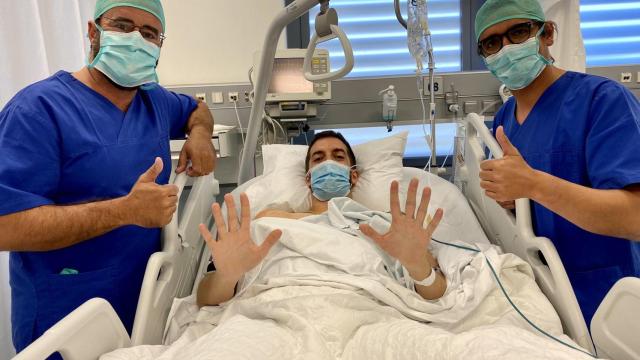 El presentador David Broncano, al salir de su operación / TWITTER