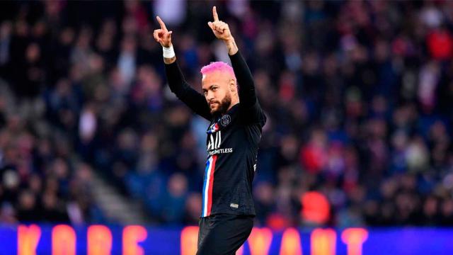 Neymar, con el pelo rosa / NJR10