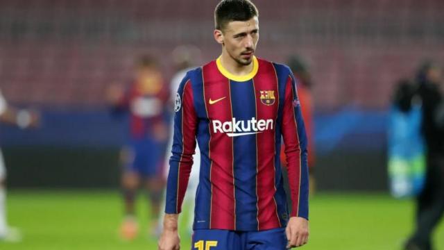 Clément Lenglet, una de las posibles salidas en la defensa, durante un partido de Champions del pasado curso / FCB
