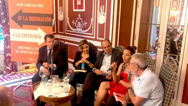 José Carlos Díez en la presentación de su tercer libro 'De la indignación a la esperanza'