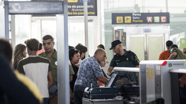 Sindicatos de la Guardia Civil y Policía salen en defensa de los derechos de los trabajadores