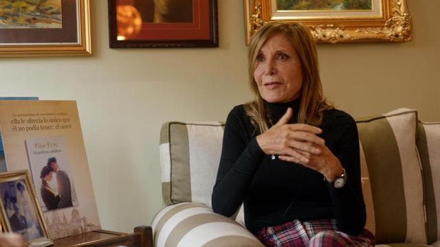 Pilar Eyre habla sobre su último libro 'Un perfecto caballero' para Crónica Global / LENA PRIETO