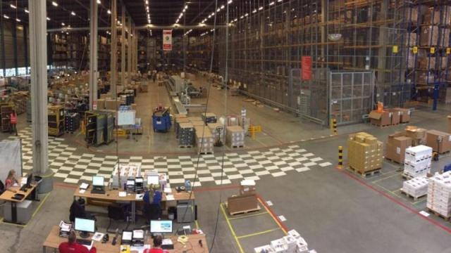 Plataforma logística de XPO Logistics en Guadalajara, en huelga durante el 'Black Friday'