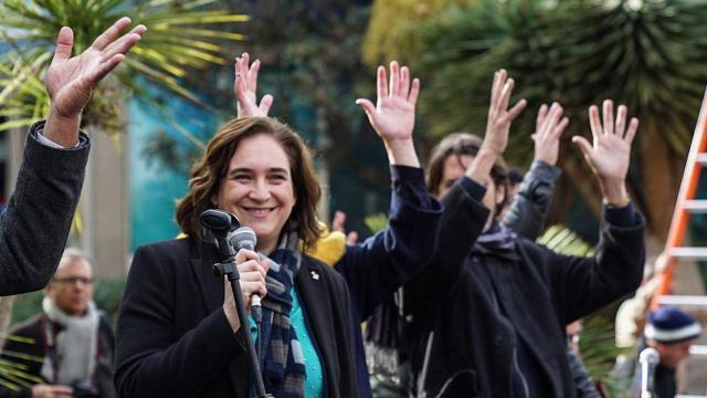 Ada Colau durante la campaña de transformación del Zoo de Barcelona