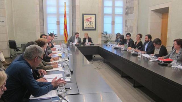 Comisión de Seguimiento de las medidas aprobadas en el Pleno sobre pobreza celebrado en el Parlamento catalán / EUROPA PRESS