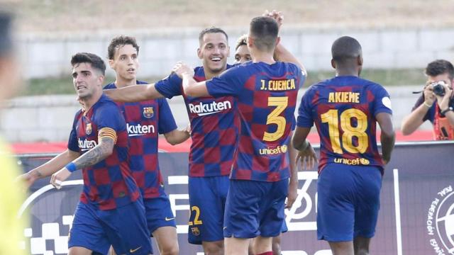 Monchu, Manaj, Akieme, Cuenca y Orellana celebrando un gol del Barça B contra el Real Valladolid / FC Barcelona