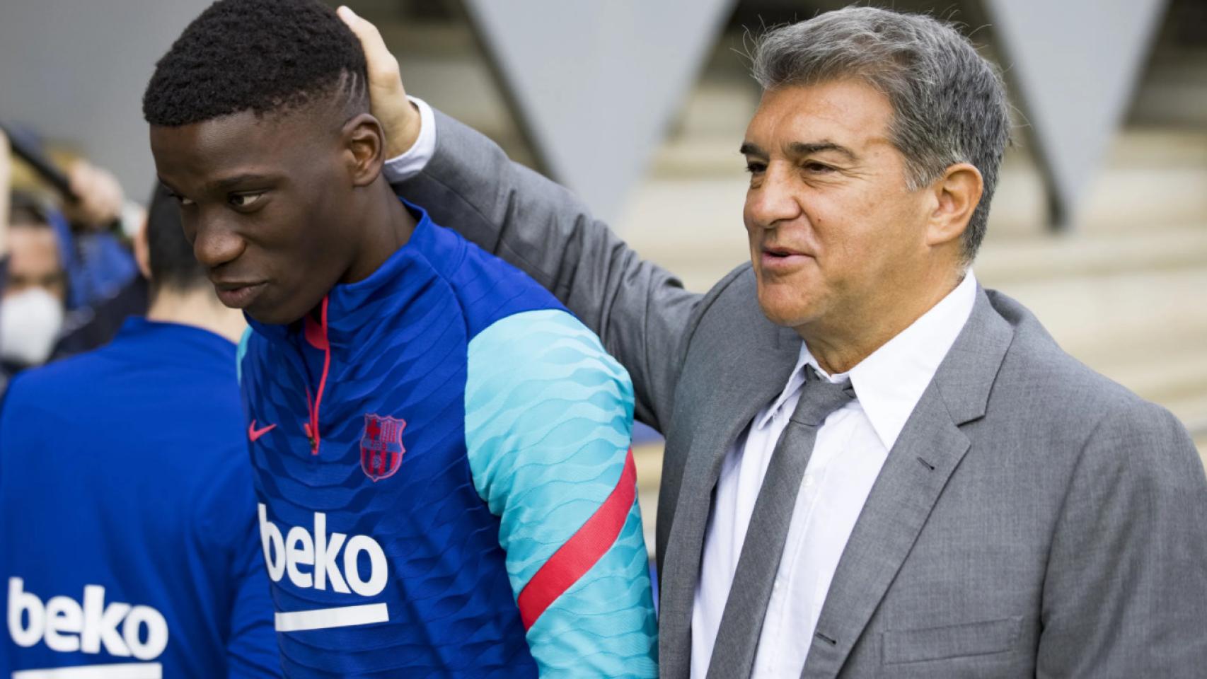 Joan Laporta con el exjugador del Barça, Ilaix Moriba / FCB