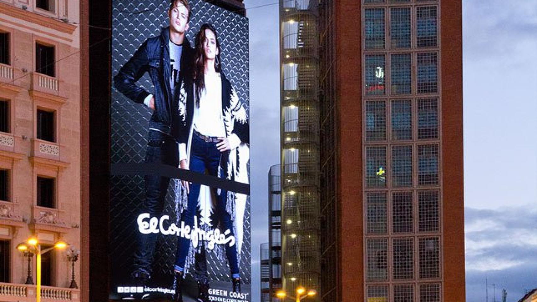 Pantalla gigante de El Corte Inglés en Callao
