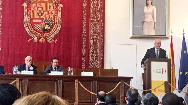 La reunión de embajadores organizada por Exteriores para explicar el 155 / TWITTER