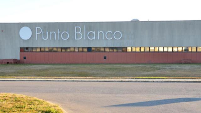 Fábrica de Punto Blanco-Vallscorp / CG