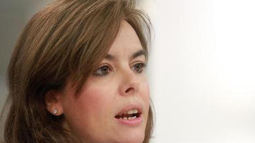 La vicepresidenta del Gobierno, Soraya Sáenz de Santamaría, en la rueda de prensa posterior al Consejo de Ministros