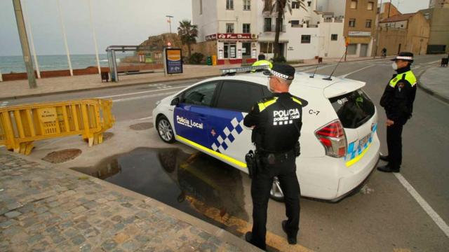 Una patrulla de la Policía Local de Blanes (Girona) ,durante un control rutinario ha detenido a dos mujeres por tráfico de anabolizantes / EUROPA PRESS